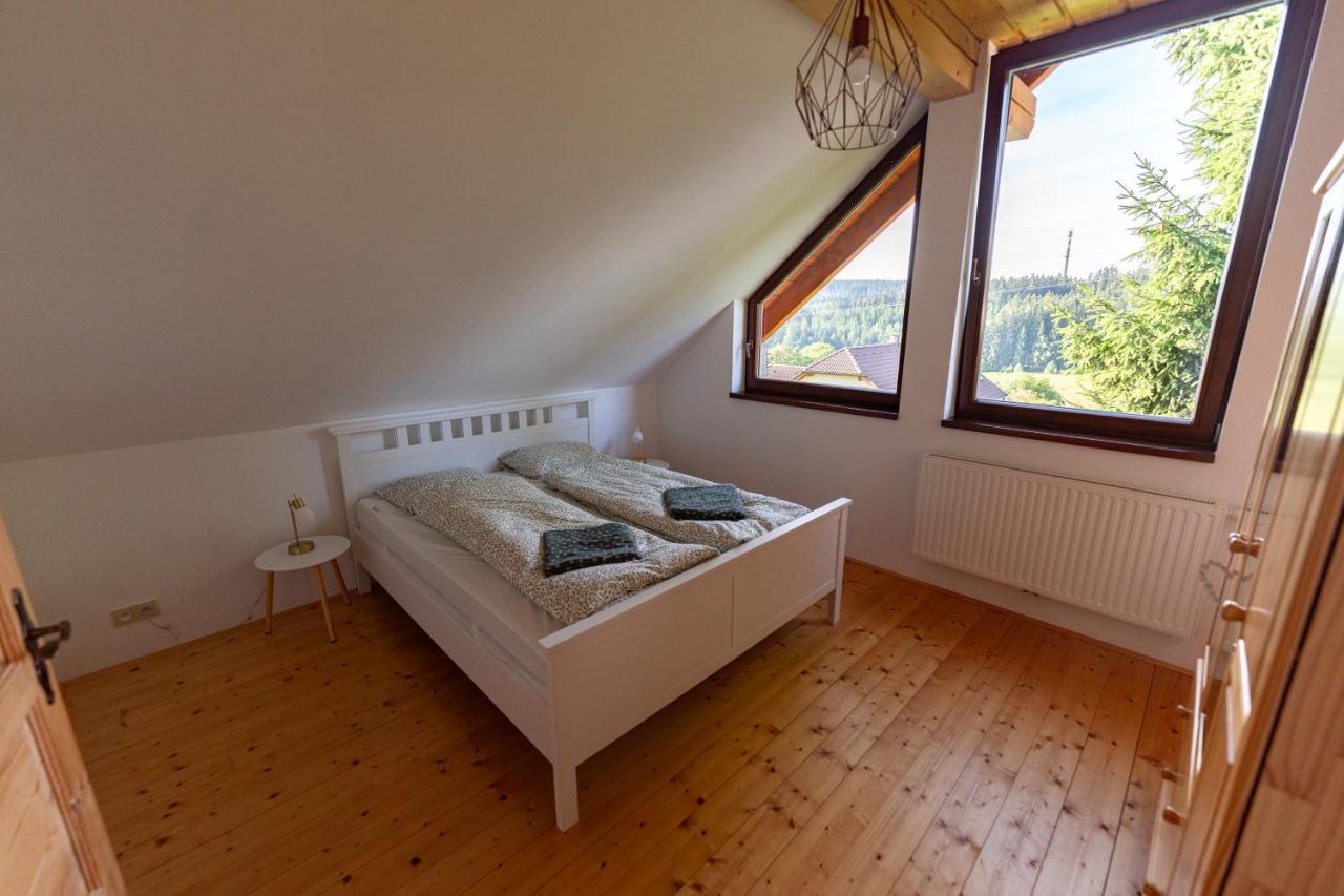 Vila Moderni Sumavska Roubenka S Vyhledem Na Boubin Vimperk Exteriér fotografie