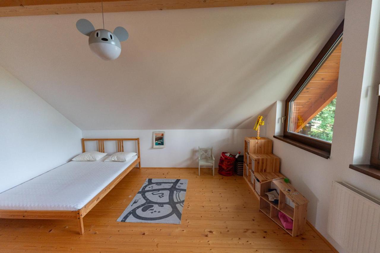 Vila Moderni Sumavska Roubenka S Vyhledem Na Boubin Vimperk Exteriér fotografie