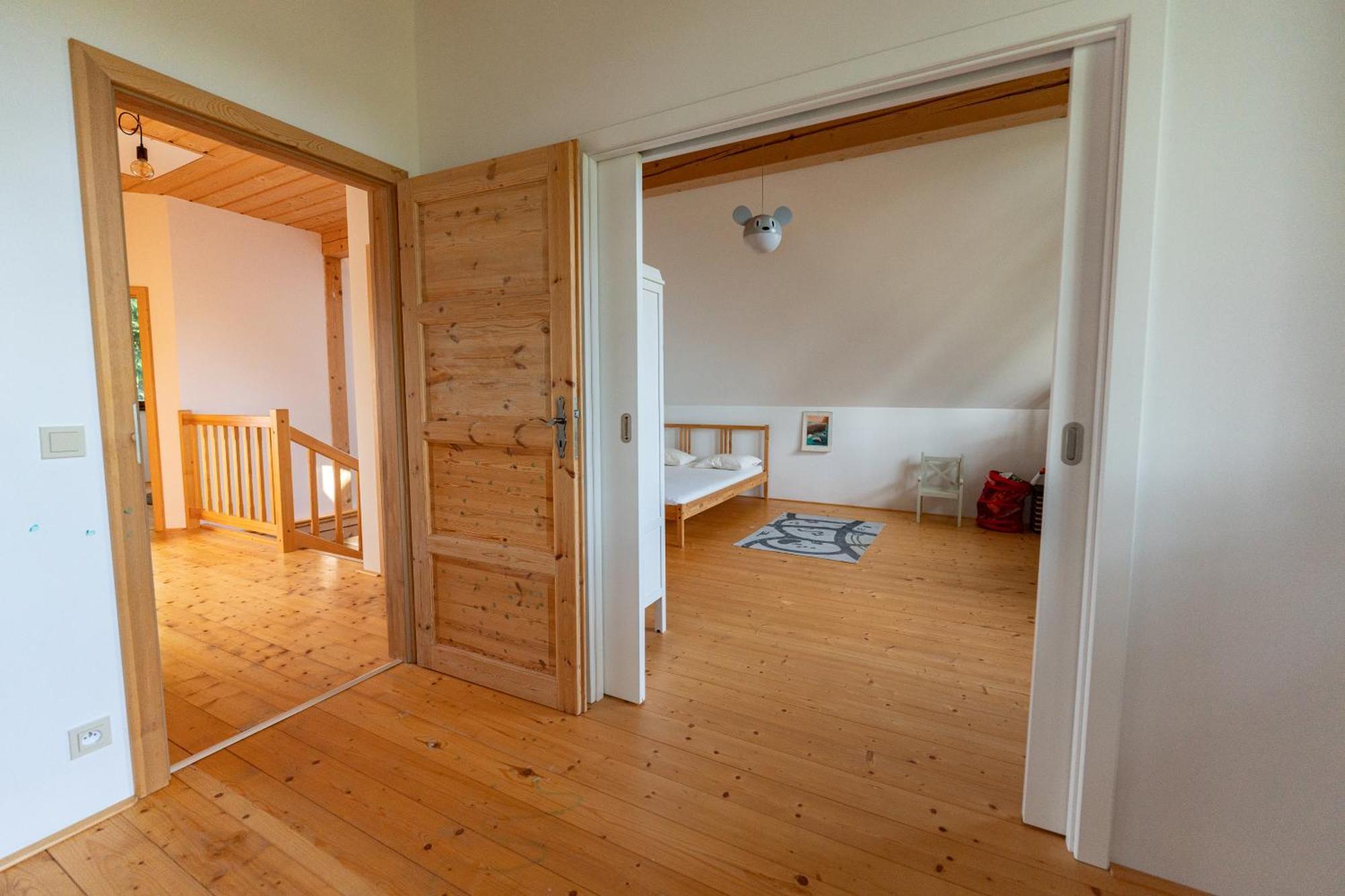 Vila Moderni Sumavska Roubenka S Vyhledem Na Boubin Vimperk Exteriér fotografie