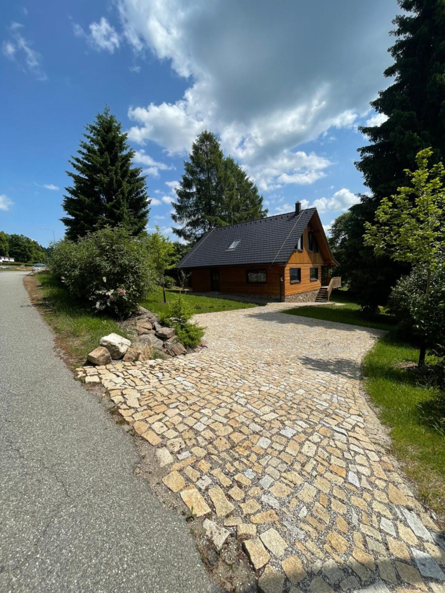 Vila Moderni Sumavska Roubenka S Vyhledem Na Boubin Vimperk Exteriér fotografie